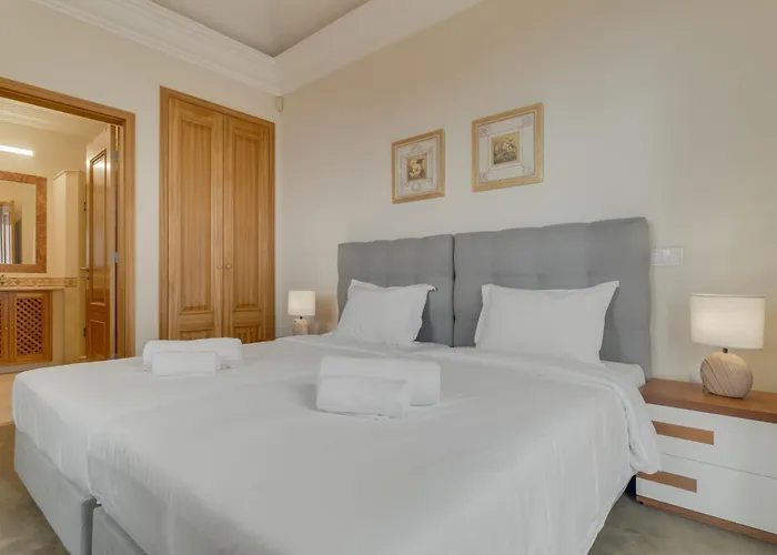 Eve Palheiro Village By Madeira Villa *