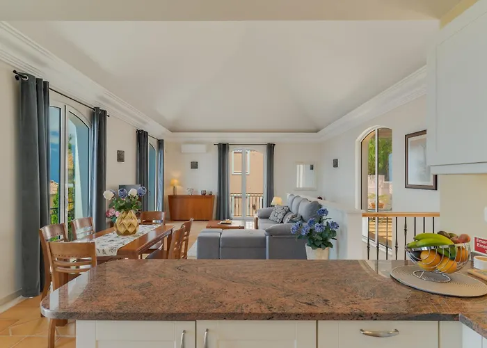 Eve Palheiro Village By Madeira Villa *