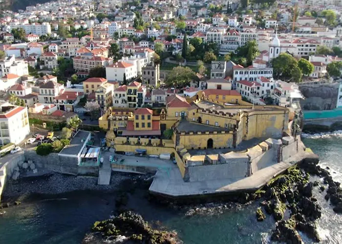 Eve Palheiro Village By Madeira Villa *